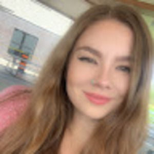 Meet your Posher, Jade